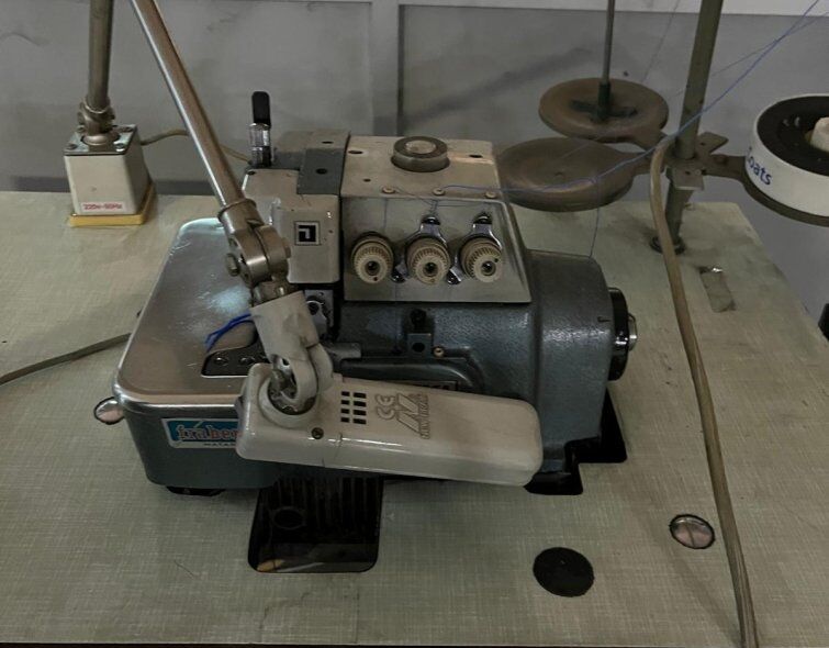 - INDUSTRIAL SEWING MACHINES